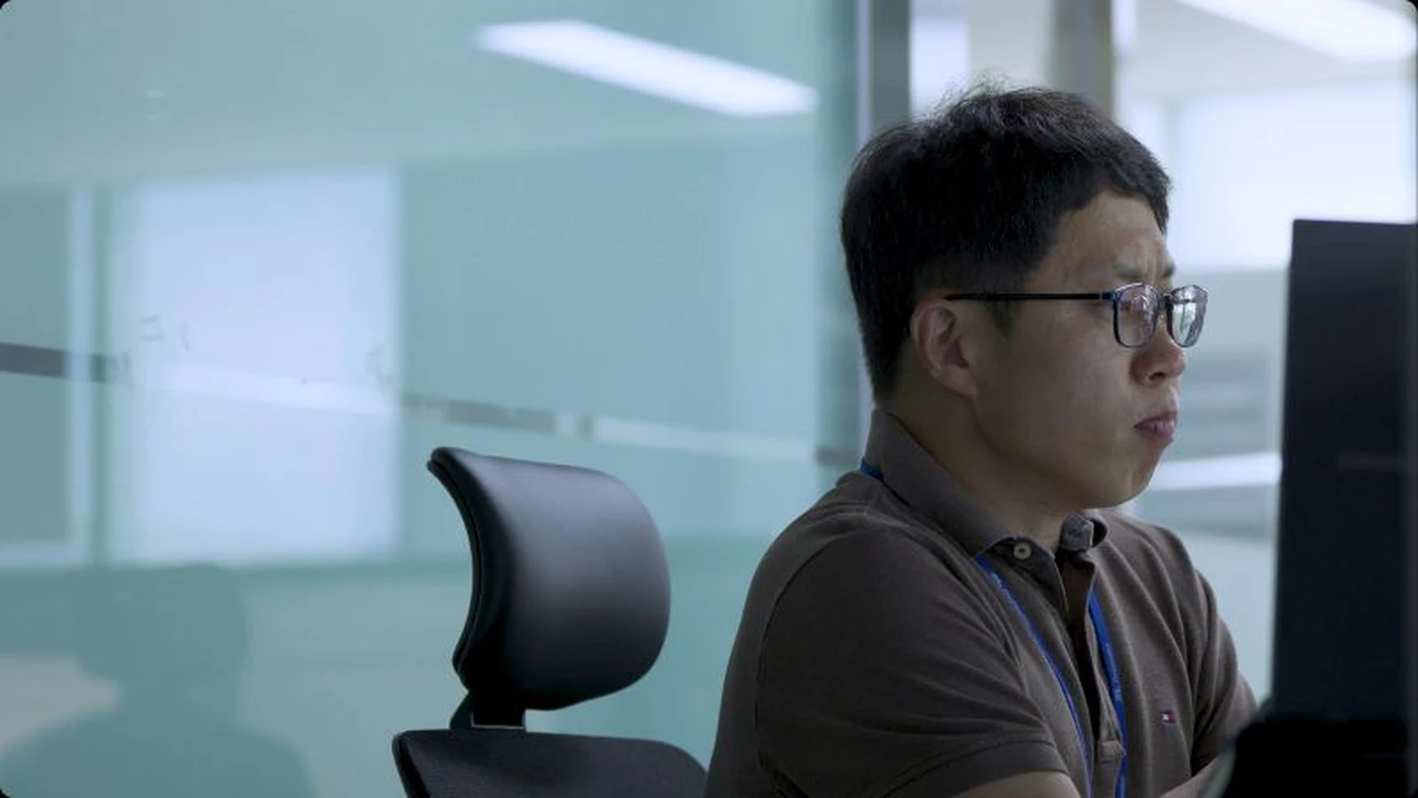 에스엘 고객 사례 영상의 업무 장면